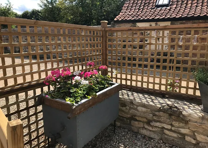 Stables Stylish Comfortable Peaceful Cottage With Parking And Outdoor Space