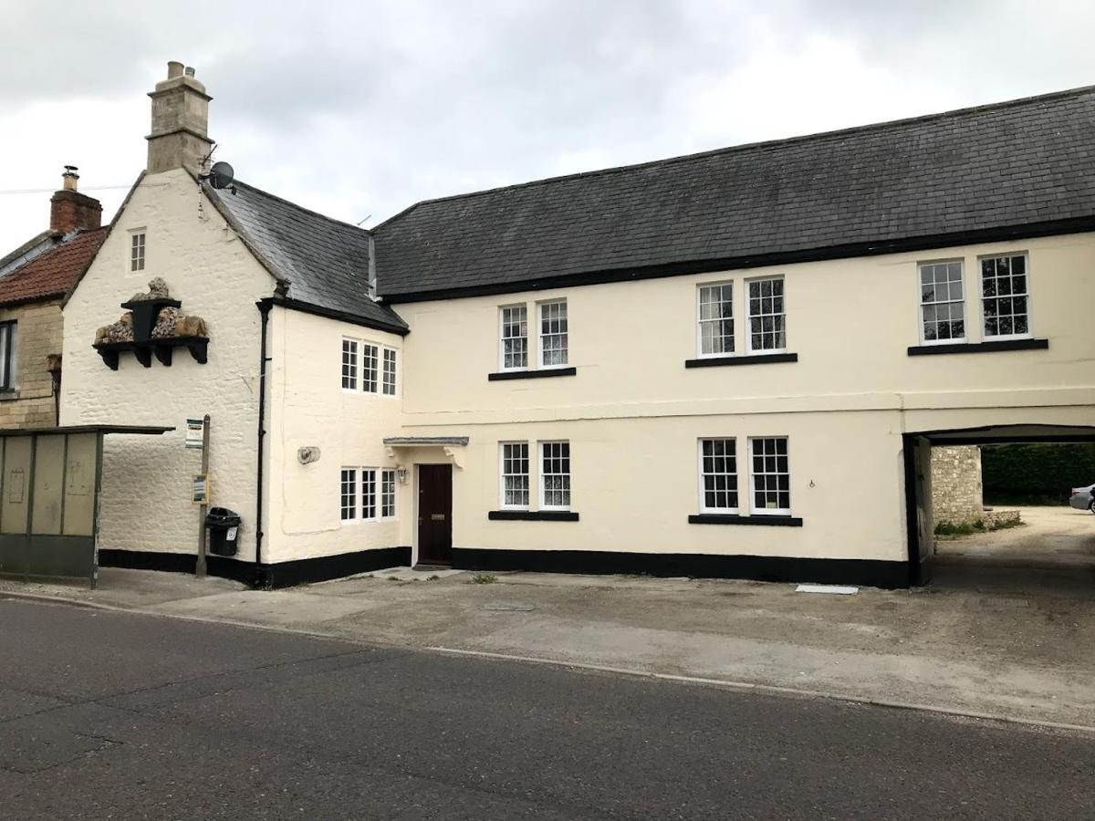 Stables Stylish Comfortable Peaceful With Parking And Outdoor Space * Holt (Wiltshire)