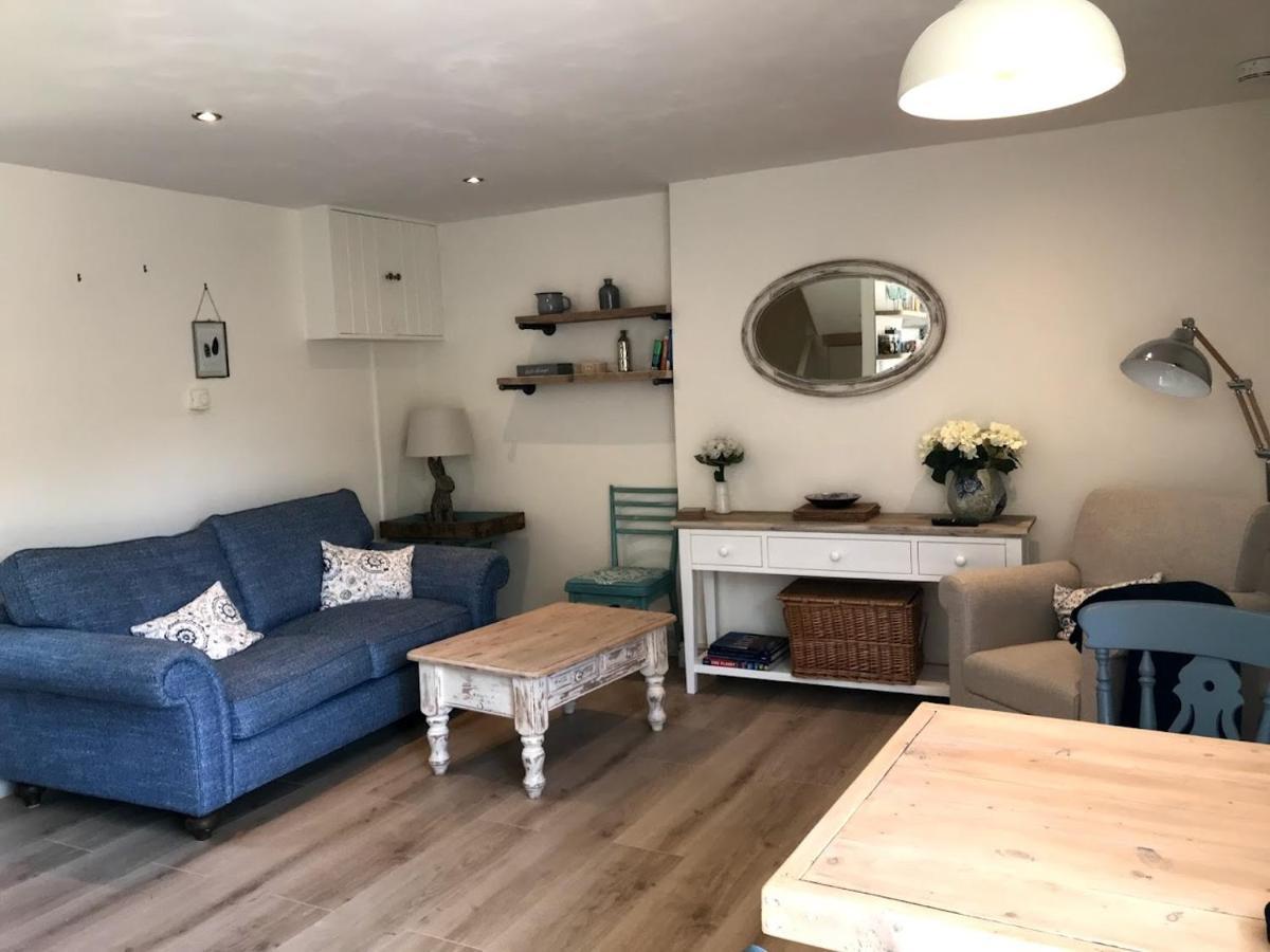 Stables Stylish Comfortable Peaceful With Parking And Outdoor Space Holiday home *